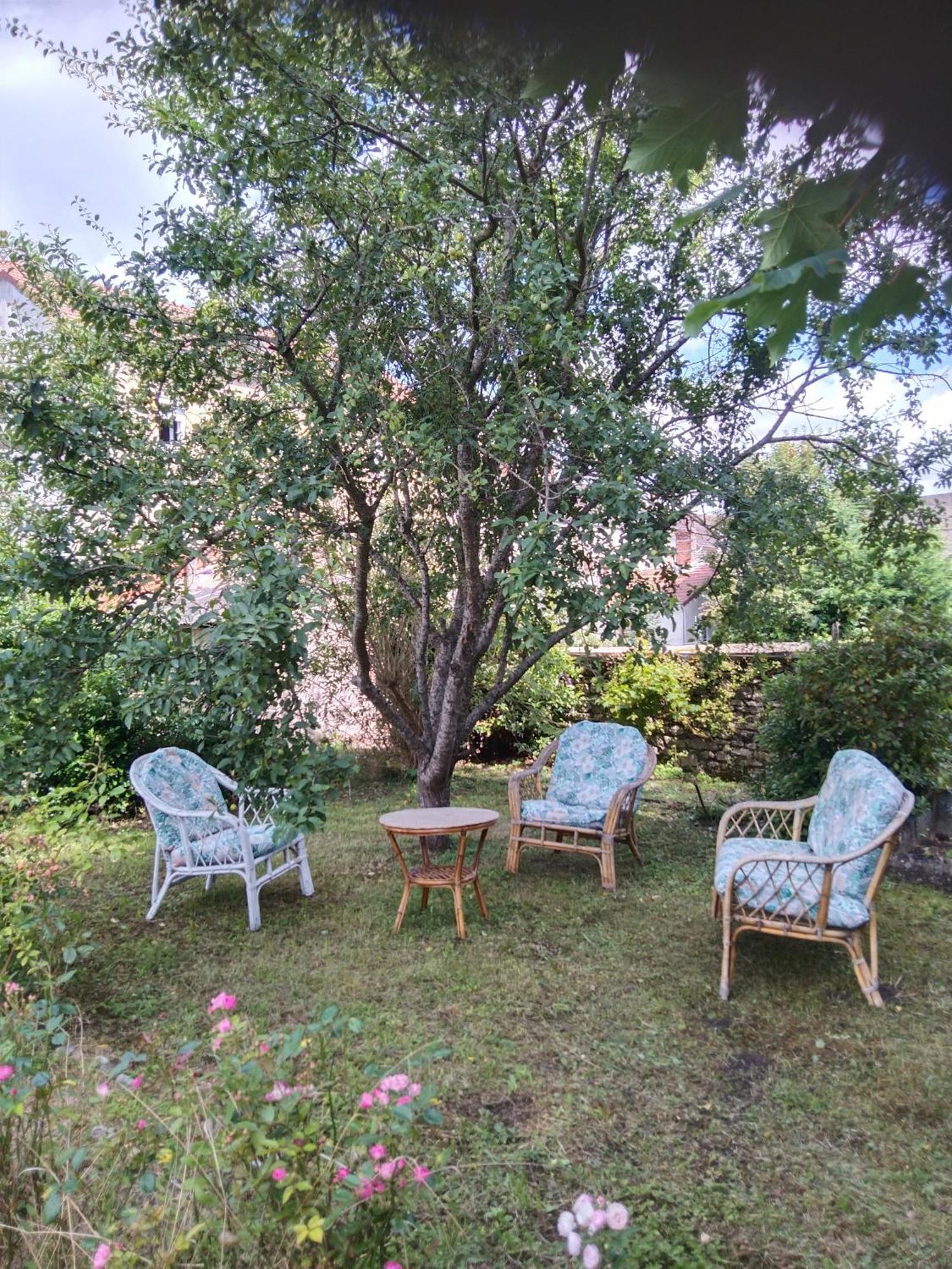 Appartamento Saturne Fourchambault Esterno foto